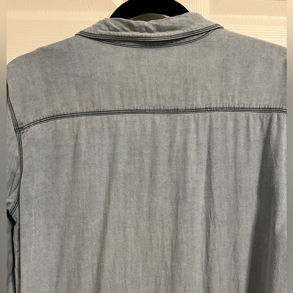 Aritzia Talula Denim Button Up Ladies Size Small - Picture 5 of 7